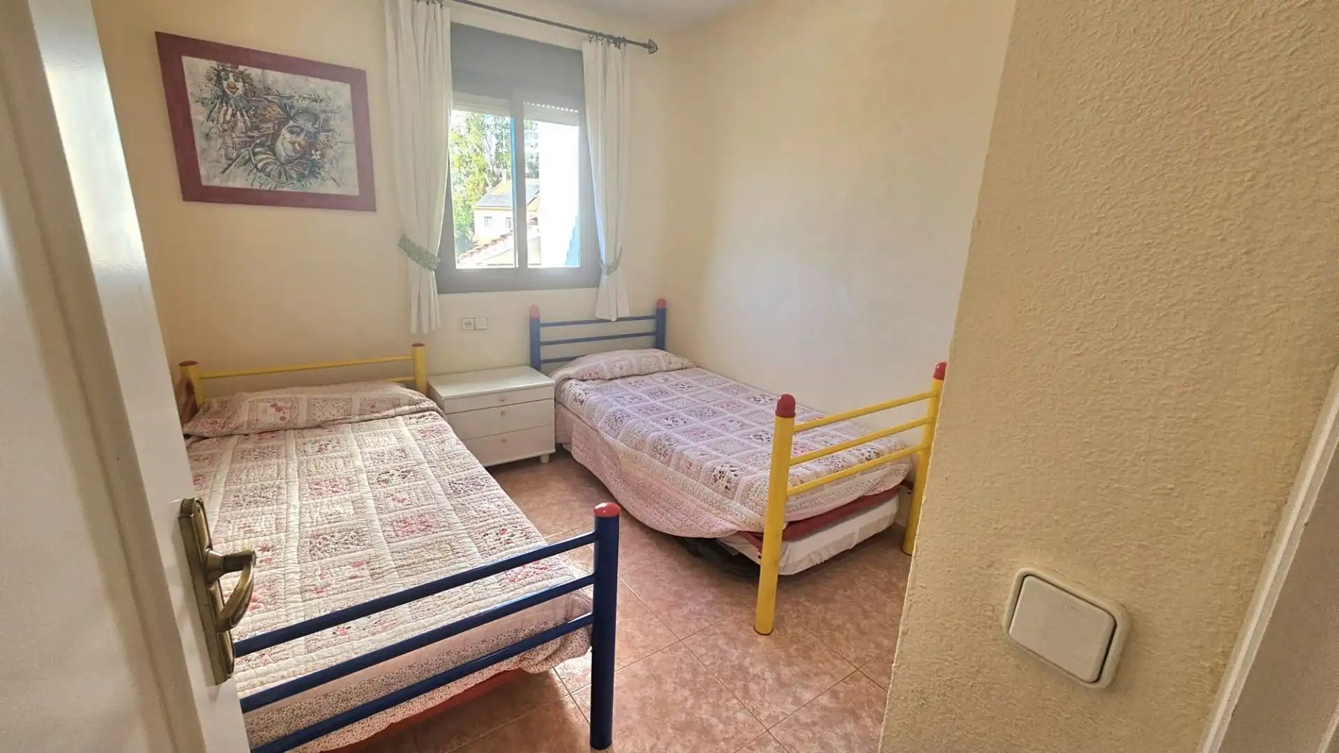Dormitori de Casa adosada en venda en Benalmádena amb Terrassa, Moblat i Piscina comunitària