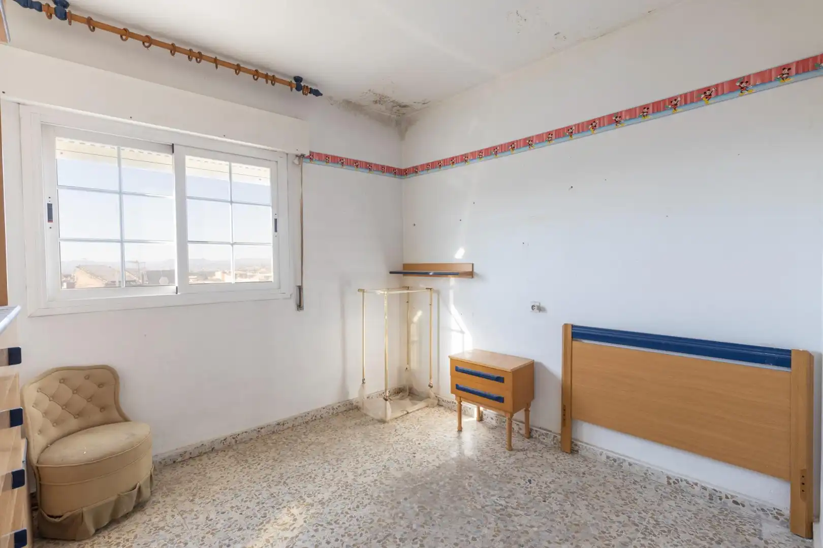 Bedroom of Buildings for sale in La Zubia