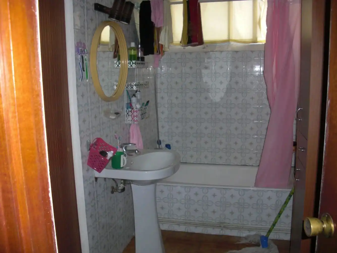 Baño de Piso en venta en Vigo  con Parquet y Terraza