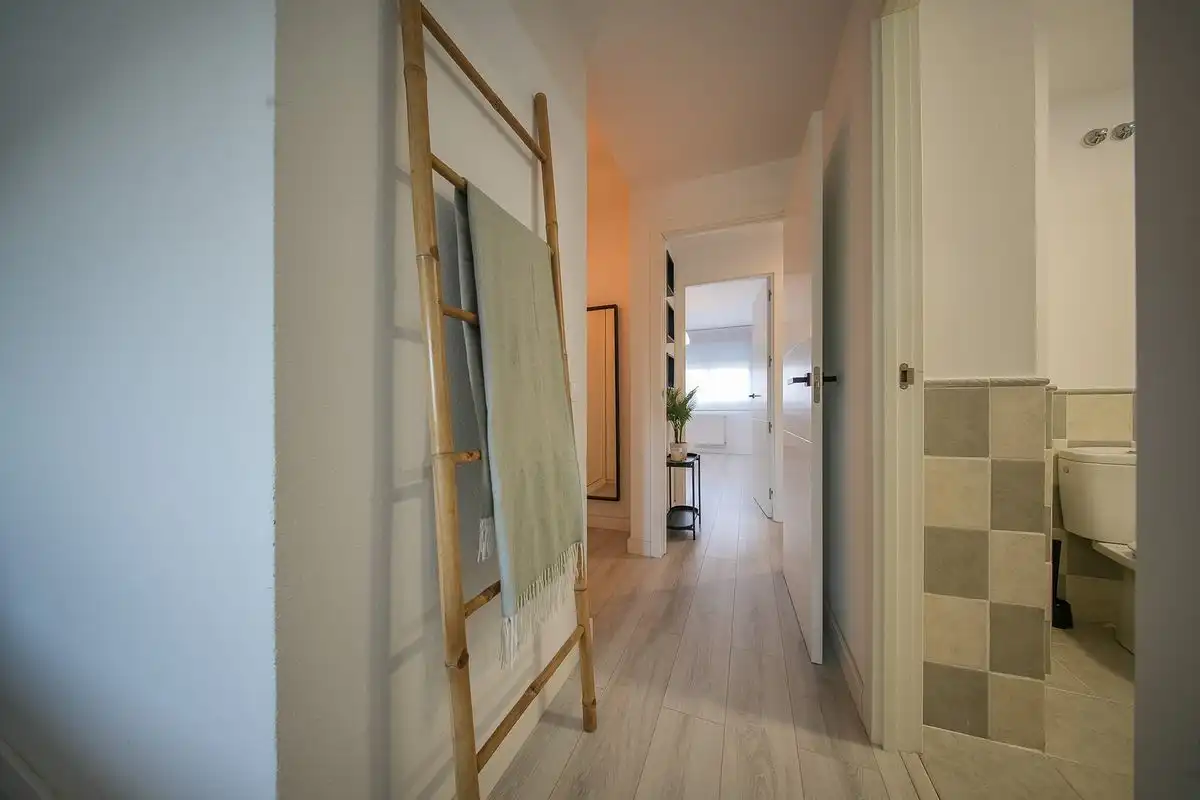 Wohnung zum Verkauf in Parla mit Klimaanlage, Heizung und Terrasse