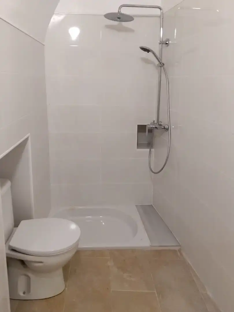 Badezimmer von Wohnung zum Verkauf in Torroella de Montgrí mit Alarm