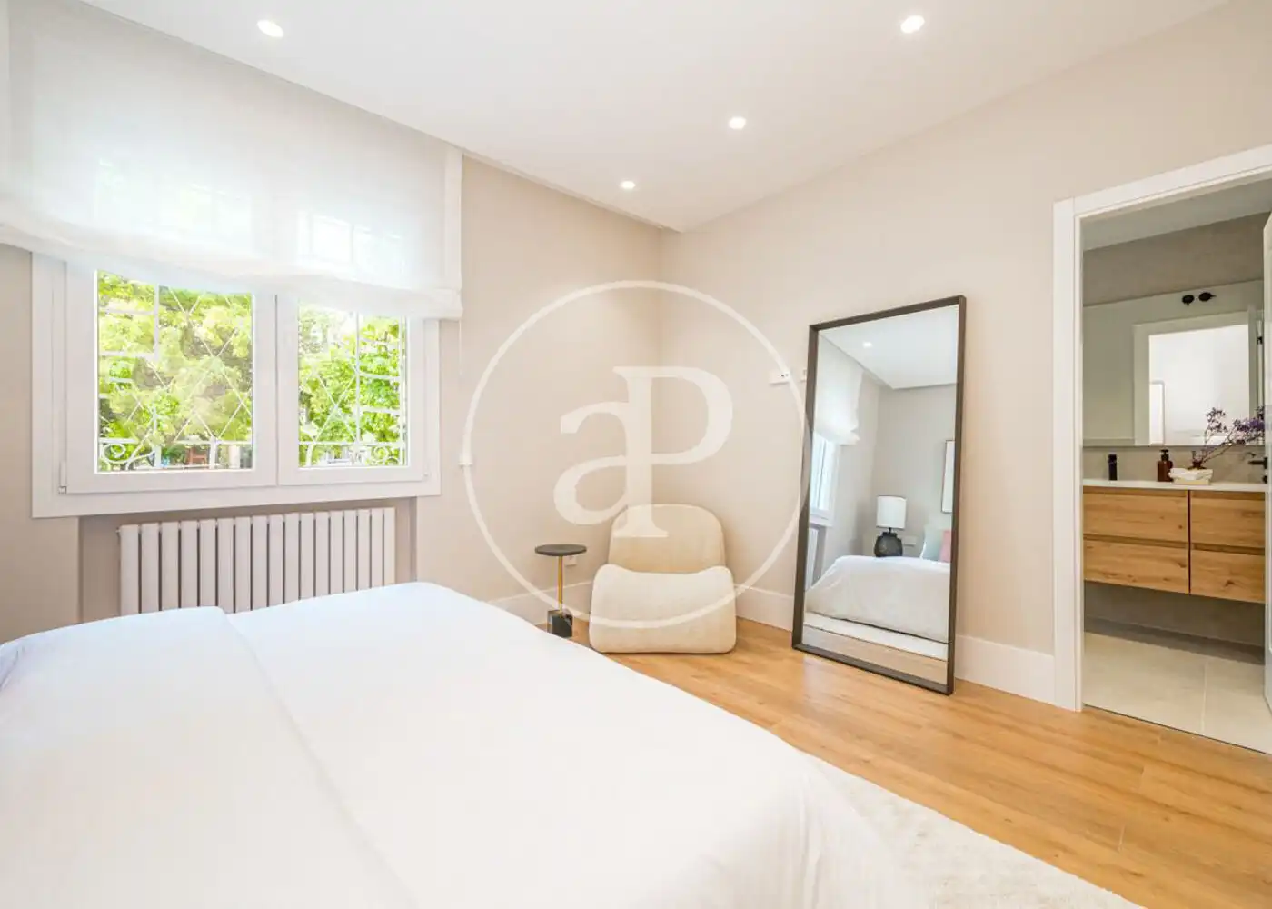 Schlafzimmer von Wohnung zum Verkauf in Madrid mit Klimaanlage, Heizung und Abstellraum