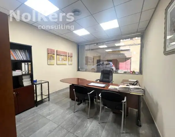 Büro zur Miete in Gavà mit Klimaanlage und Heizung