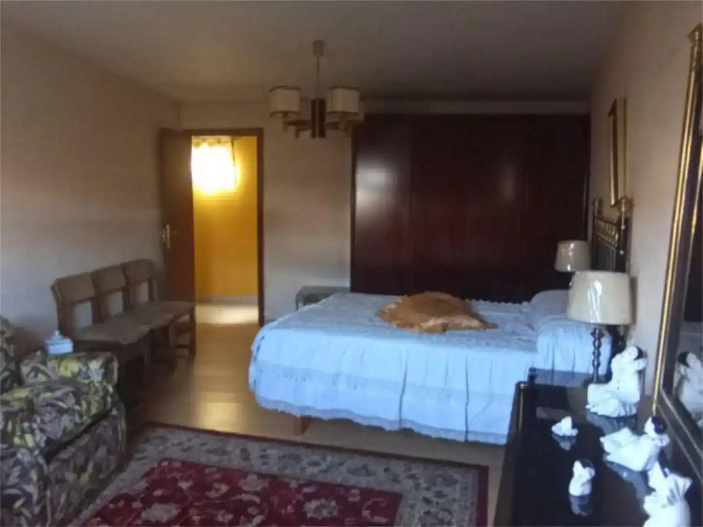 Schlafzimmer von Dachboden zum Verkauf in Redondela mit Abstellraum
