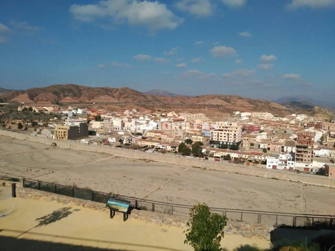 Vista exterior de Garaje en venta en Puerto Lumbreras