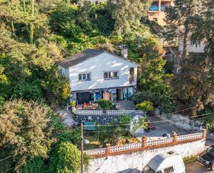 Vista exterior de Casa o xalet en venda en Vallgorguina amb Calefacció, Jardí privat i Terrassa