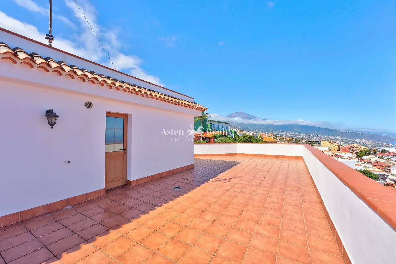 House for sale in Zumcal, imagen 3