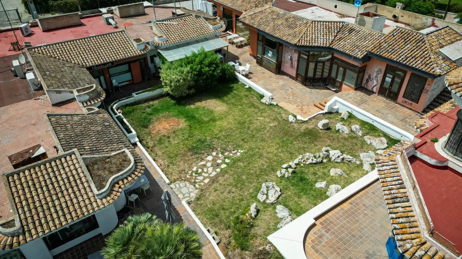 Jardí de Local en venda en Dénia