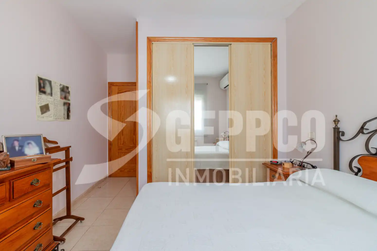 Dormitori de Casa o xalet en venda en Santa Cruz del Retamar amb Aire condicionat, Calefacció i Terrassa