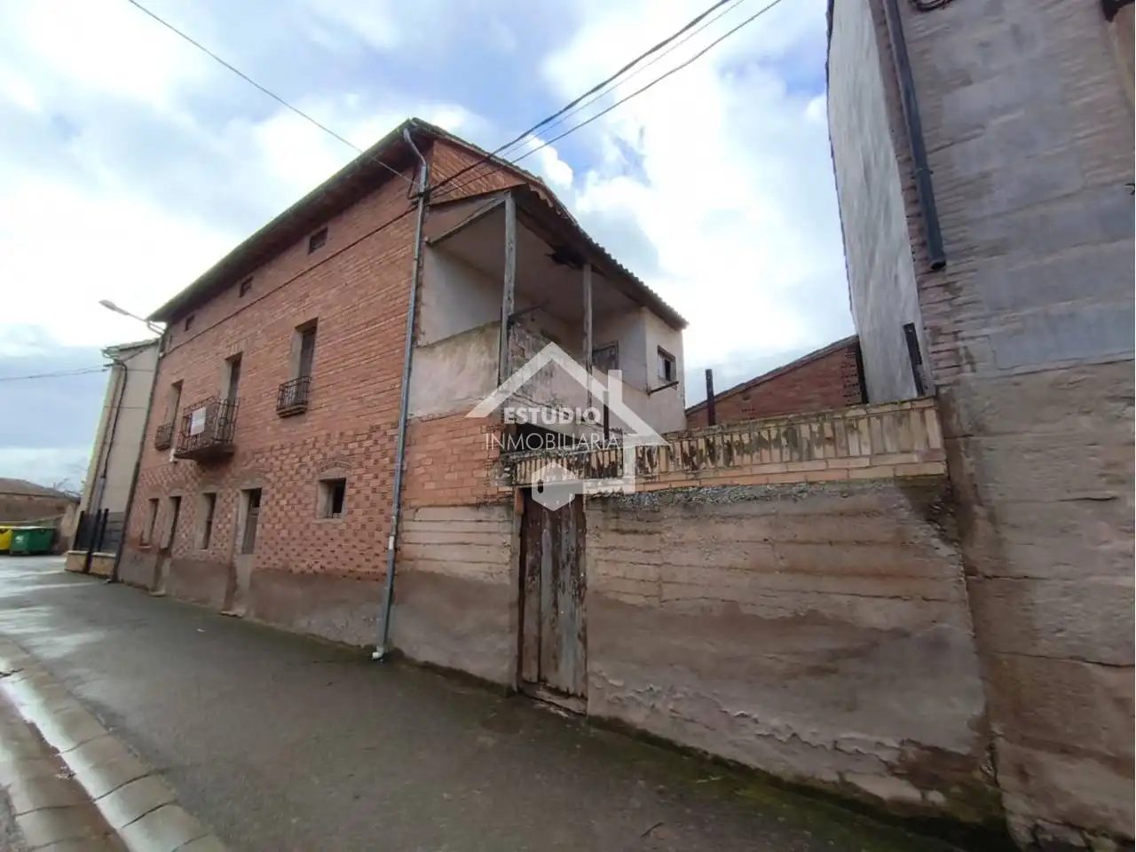 Casa amb jardí en venda a Calle Río, imagen 2