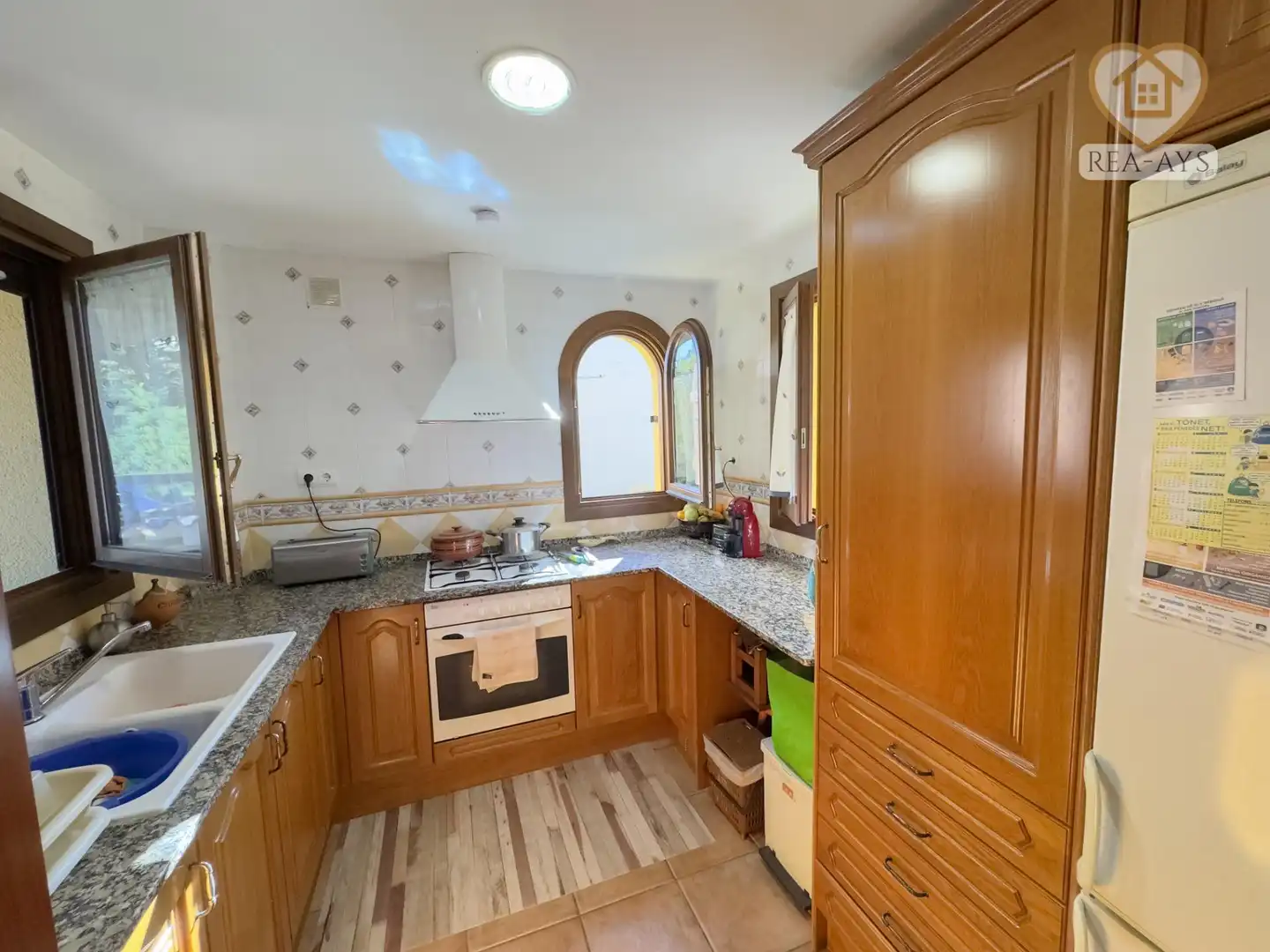 Cocina de Casa o chalet en venta en Albinyana con Jardín privado, Terraza y Amueblado