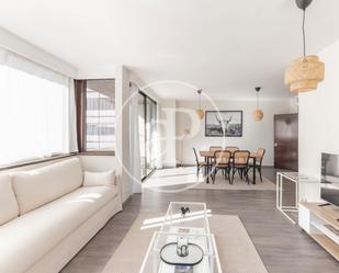 Living room of Flat to rent in  Madrid Capital  with Air Conditioner, Heating and Terrace
