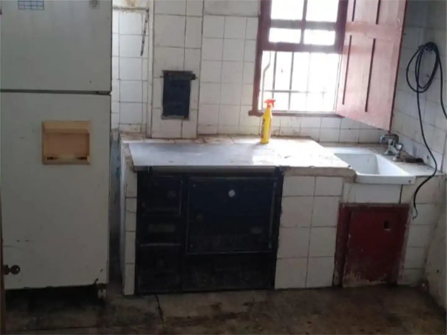 Cuina de Casa adosada en venda en Cortegada