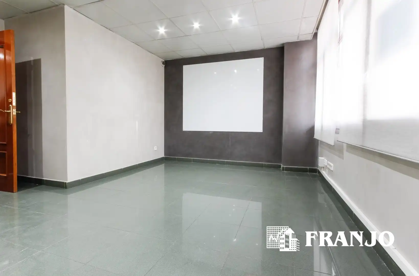 Oficina de lloguer a Centre - Eixample – Can Llobet, imagen 9