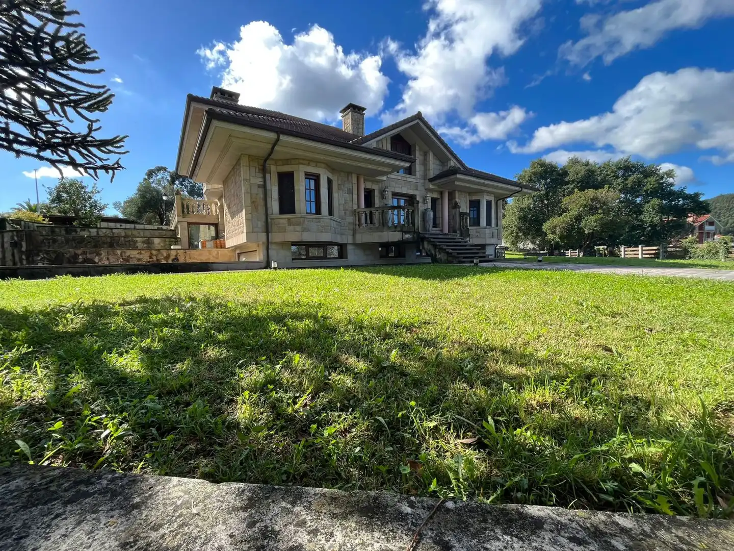 Vista exterior de Casa o chalet en venta en Noja con Calefacción, Trastero y Jacuzzi