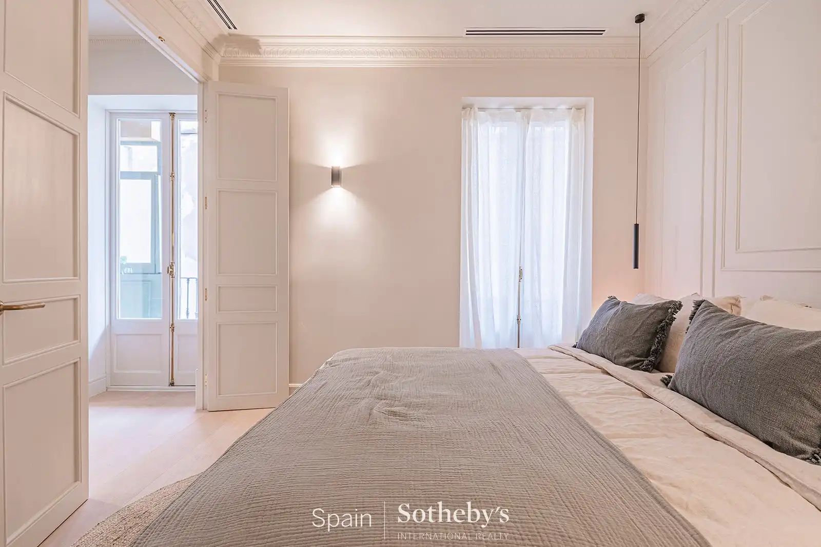 Apartament amb ascensor en venda a Gran Via de les Corts Catalanes, imagen 38