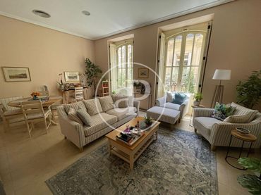 Appartement avec balcon à louer à ****Carrer de les Comèdies