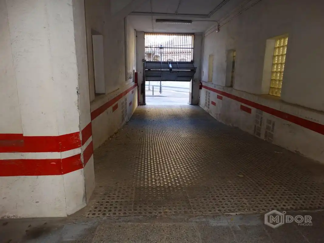 Garatge en venda en Sant Feliu de Guíxols