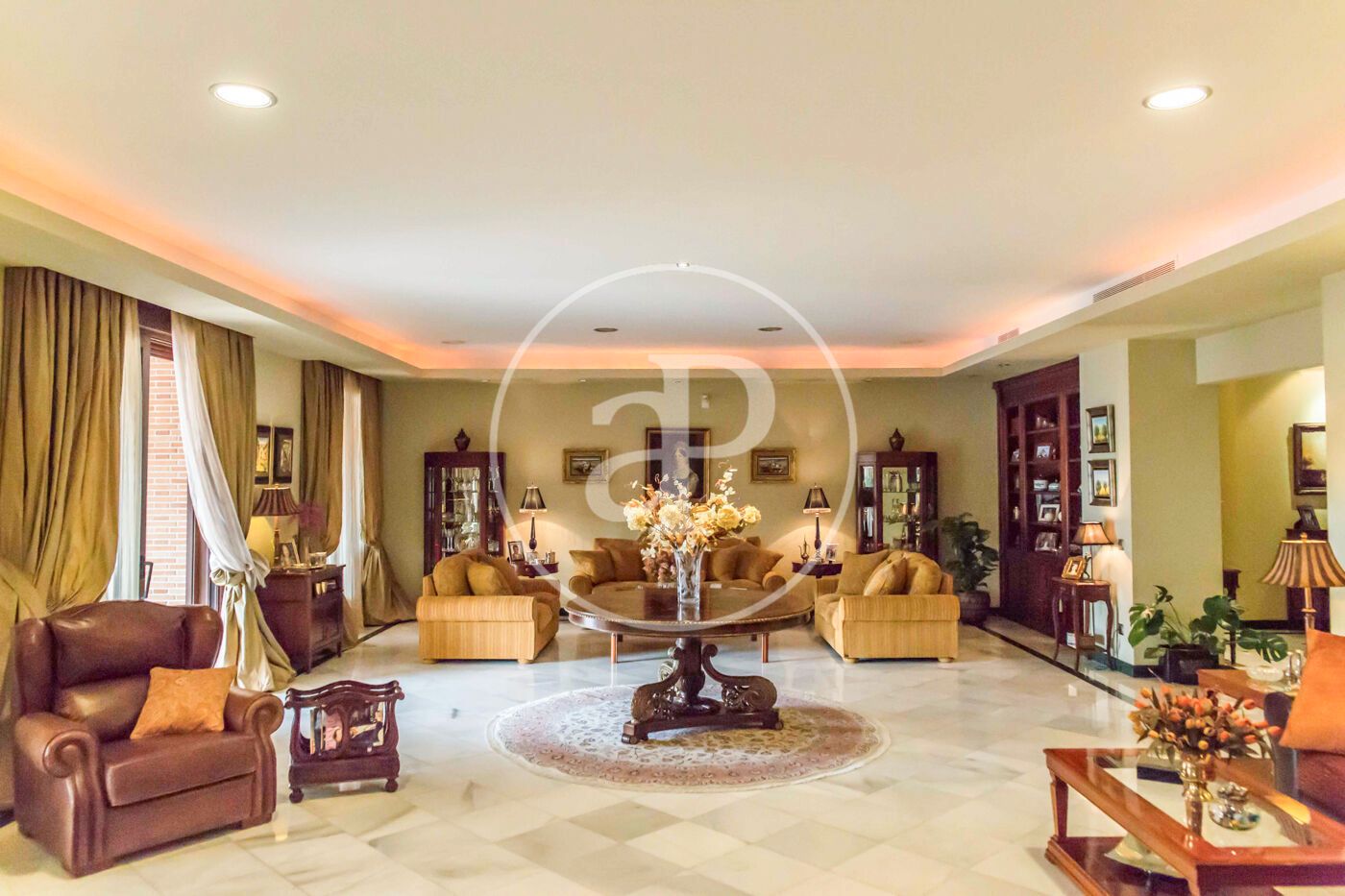 House or chalet for sale in Las Lomas