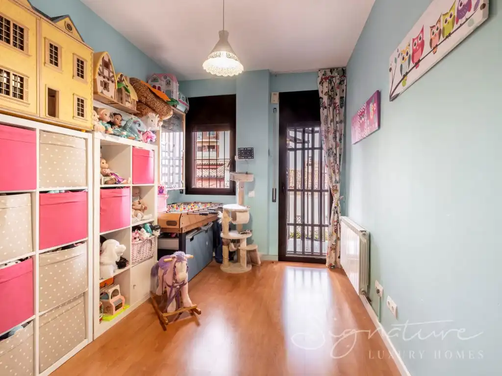 Bedroom of Ground floor for sale in Sant Cugat del Vallès  with Air Conditioner, Private garden and Terrace