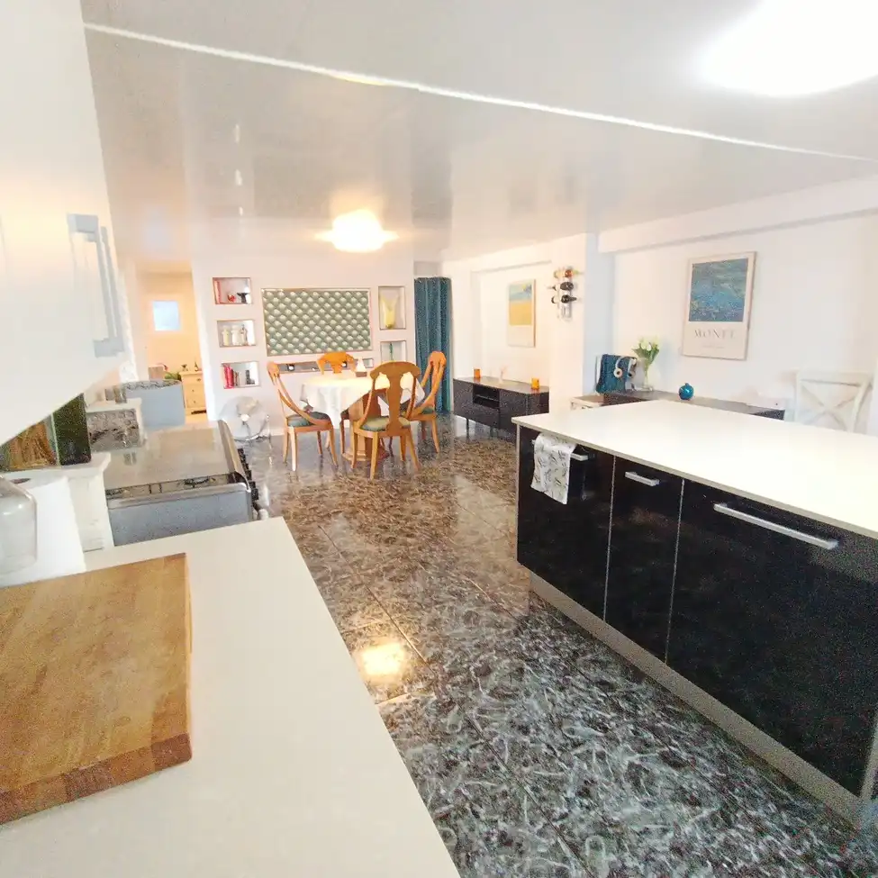 Cuina de Casa o xalet en venda en Murcia amb Piscina