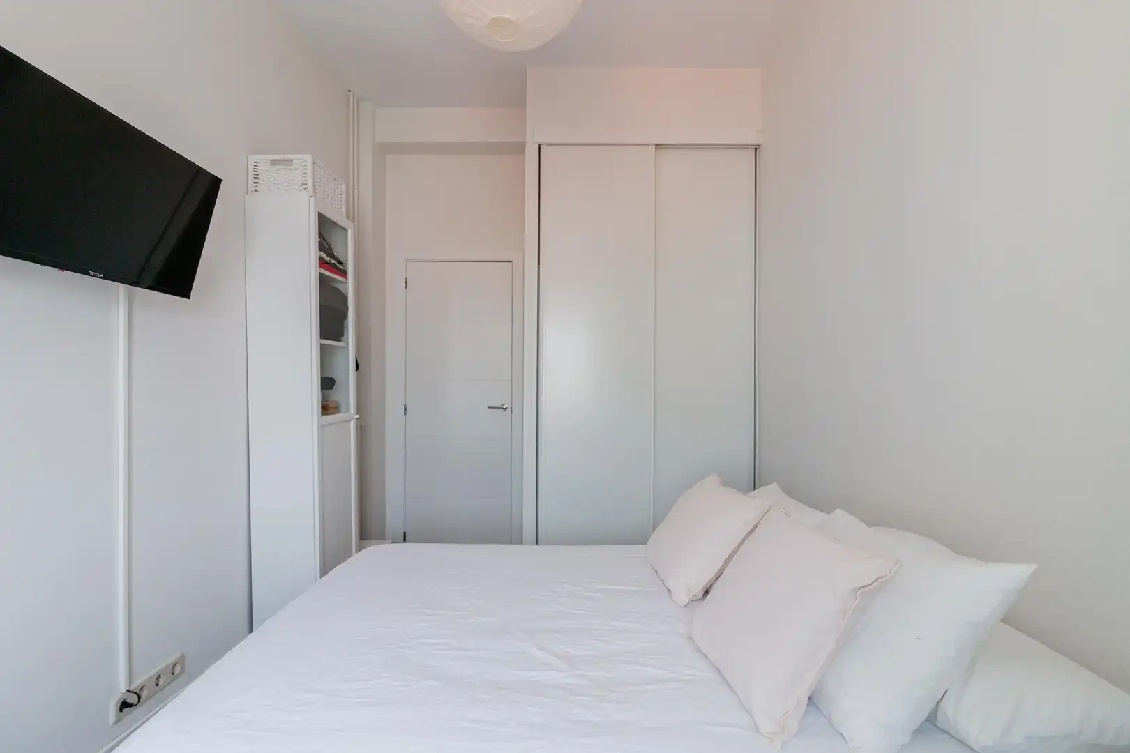 Dormitori de Apartament en venda en Madrid amb Calefacció