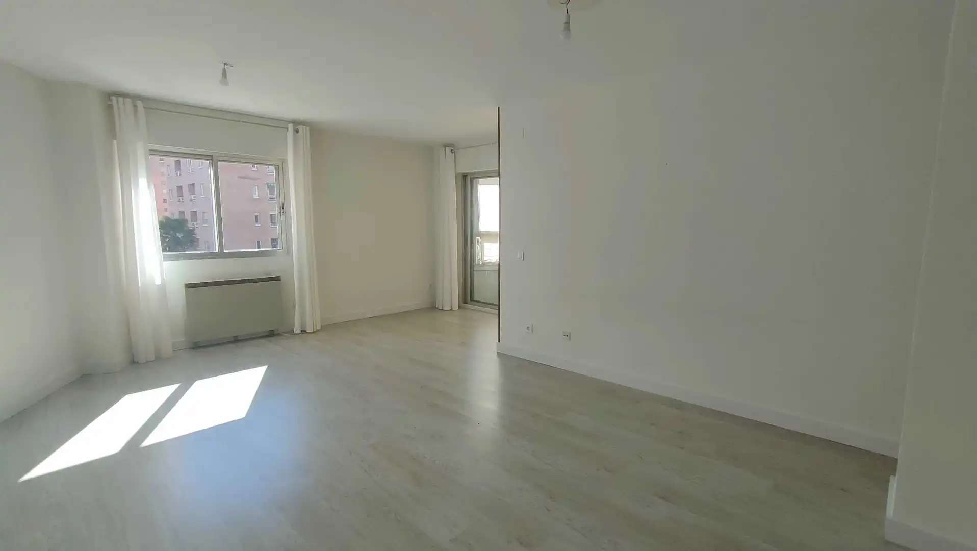 Wohnzimmer von Wohnung zum Verkauf in Valladolid mit Privatgarten, Abstellraum und Schwimmbad