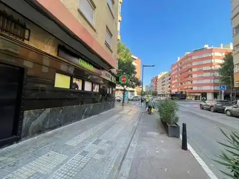Flat with lift for sale in Centre, imagen 4