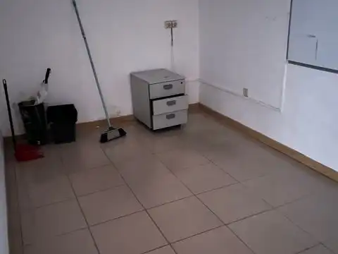 Geschaftsraum zur Miete in Valdemoro mit Alarm