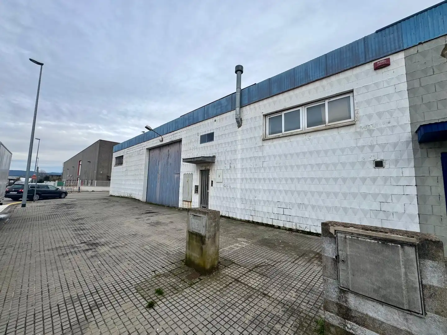 Industrial building for sale in Carrer d'Amnistia Internacional, imagen 2