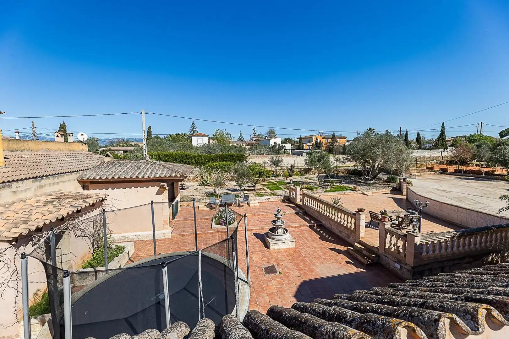 Terrasse von Country house zum Verkauf in  Palma de Mallorca mit Klimaanlage, Heizung und Privatgarten