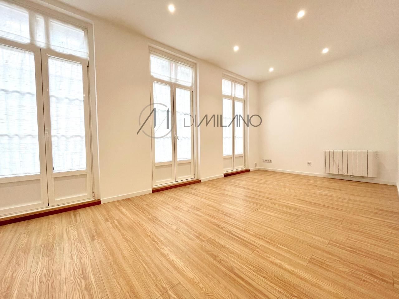 Sala d'estar de Pis de lloguer en Vigo  amb Calefacció i Terrassa