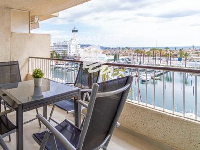 Terrasse von Wohnung zum verkauf in Empuriabrava mit Klimaanlage, Terrasse und Balkon