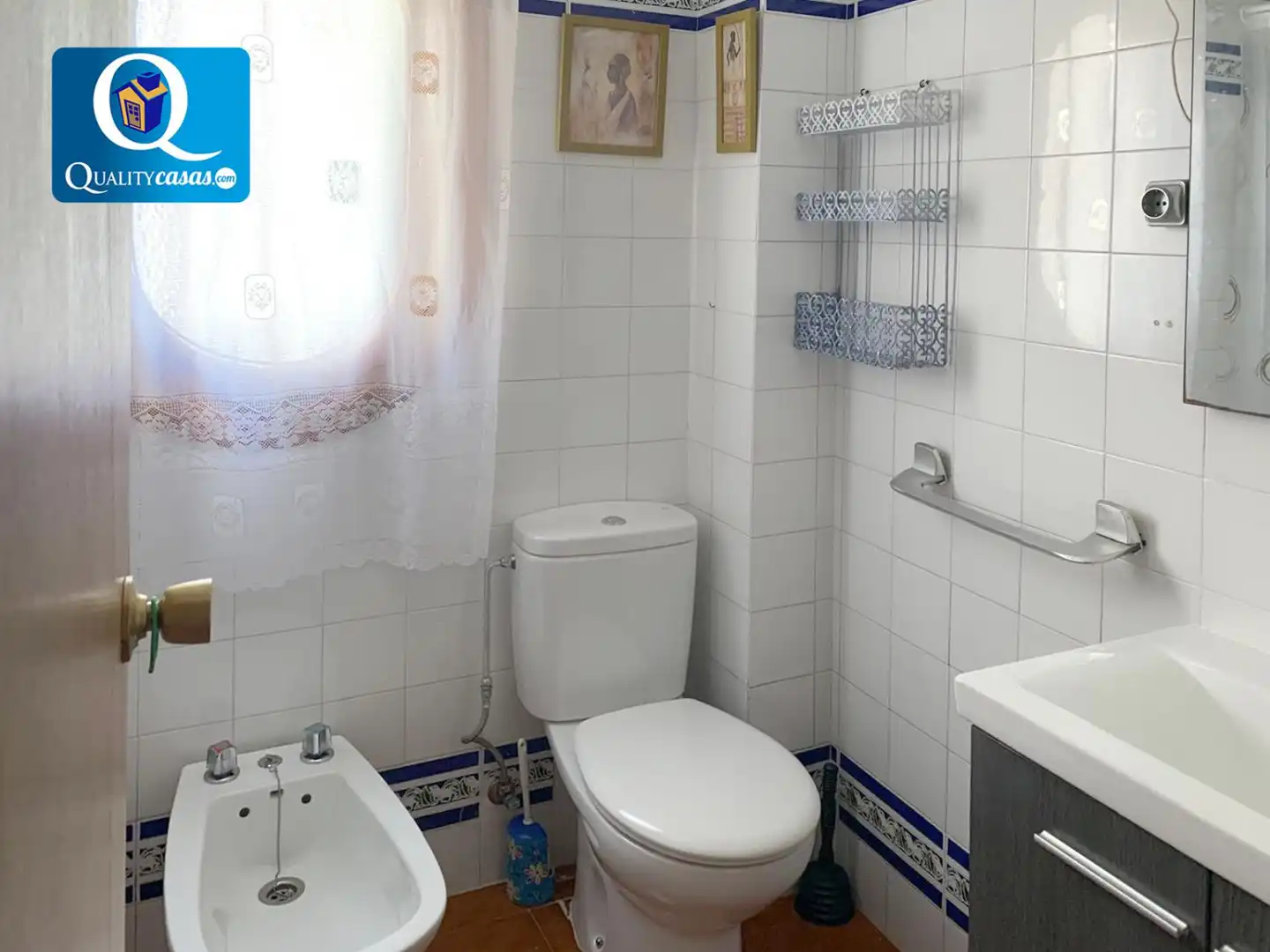 Bathroom of Houses for sale in El Campello  with Terrace and Community pool