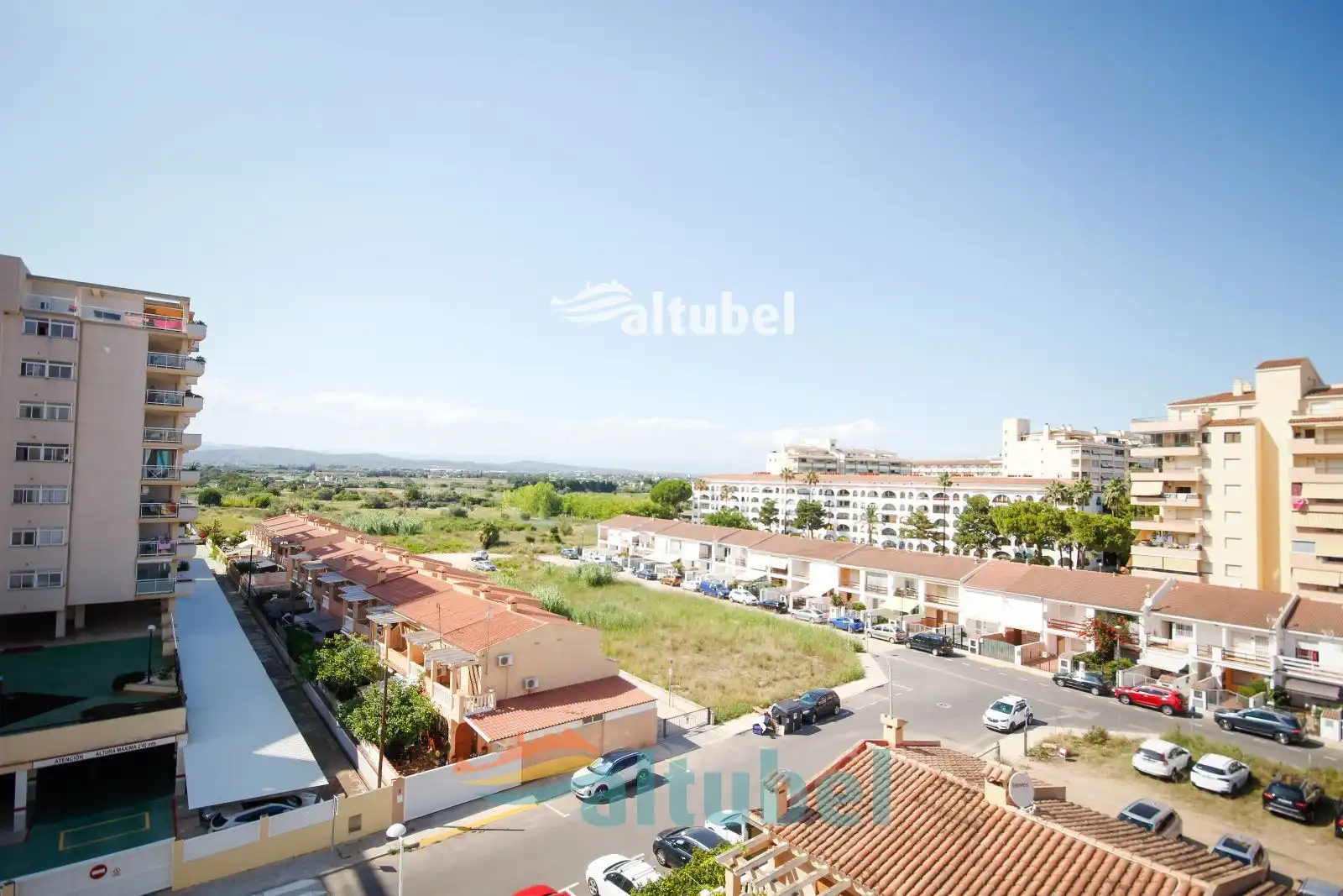Vista exterior de Apartament en venda en Peñíscola / Peníscola amb Terrassa, Piscina i Moblat