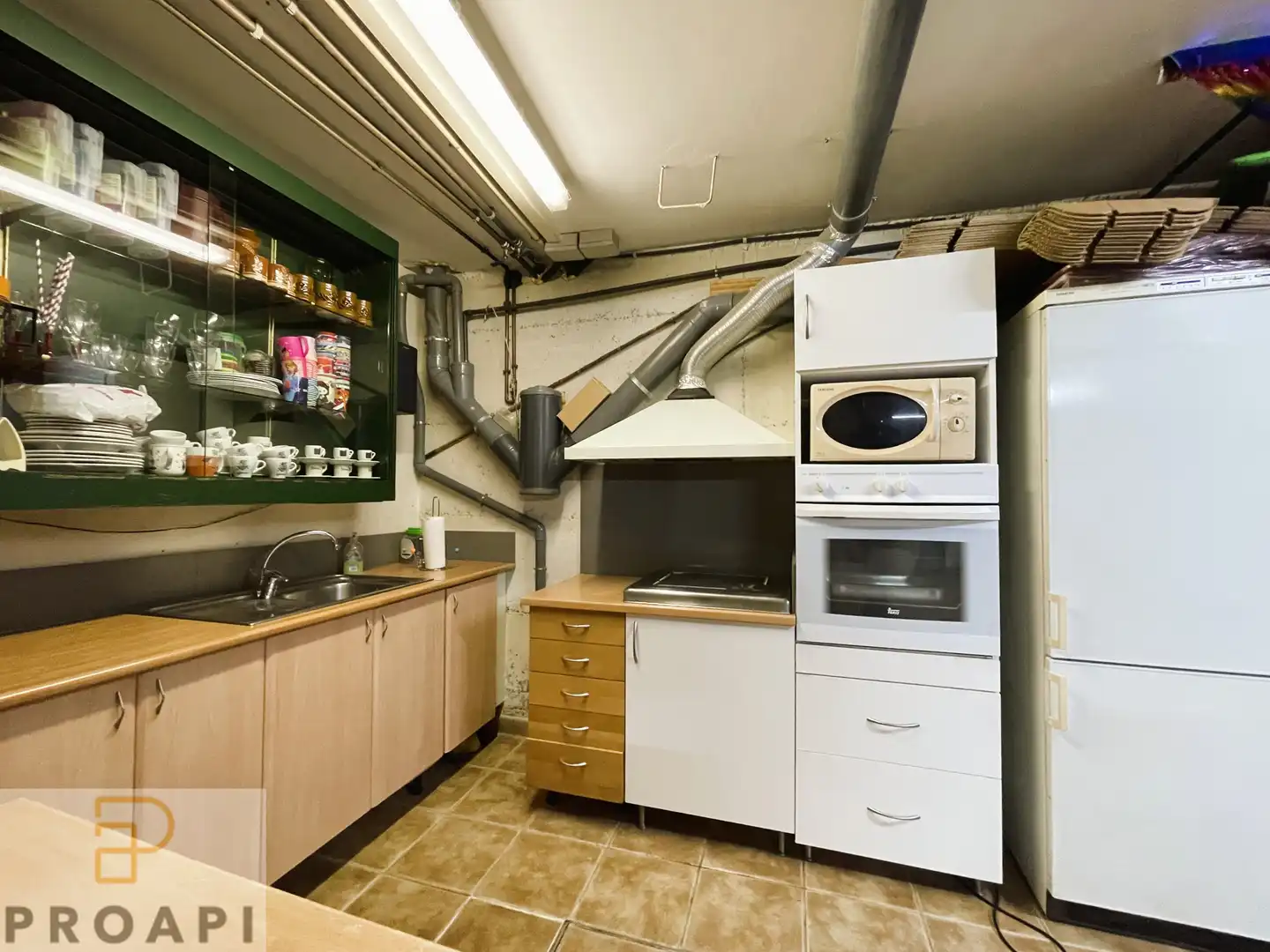 Cocina de Casa o chalet en venta en Girona con Aire acondicionado, Calefacción y Jardín privado