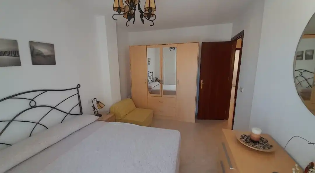 Habitación de Casa adosada en venta en Algarrobo con Calefacción, Jardín privado y Terraza