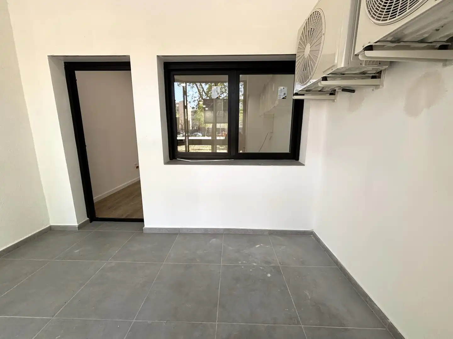Balcony of Flat for sale in Girona  with Air Conditioner, Heating and Parquet flooring
