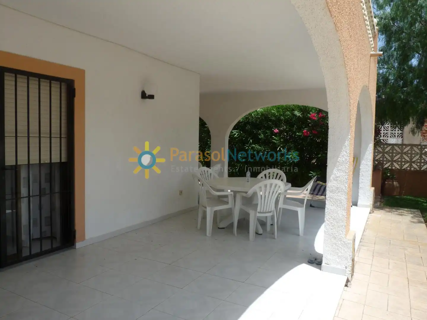 Terrace of Houses for rent in Oliva  with Private garden, Terrace and Balcony