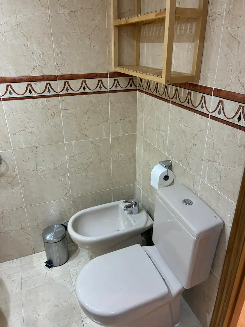 Bany de Apartament de lloguer en Valencia amb Aire condicionat, Calefacció i Terrassa