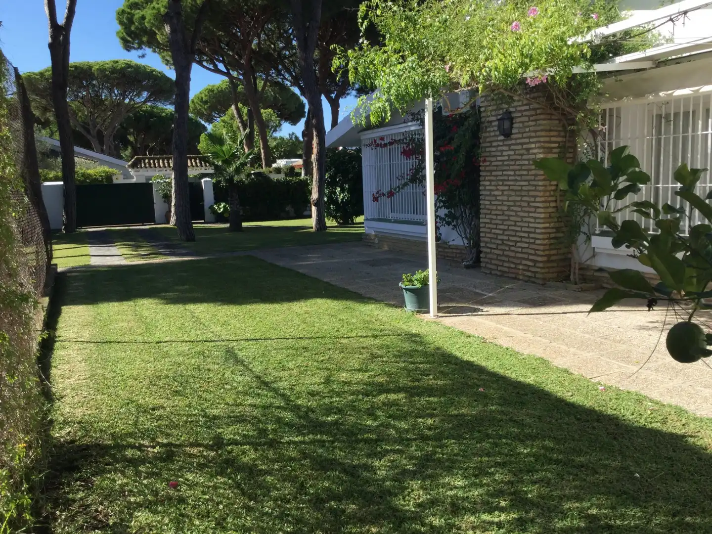 Garden of Houses for sale in El Puerto de Santa María  with Air Conditioner, Private garden and Storage room