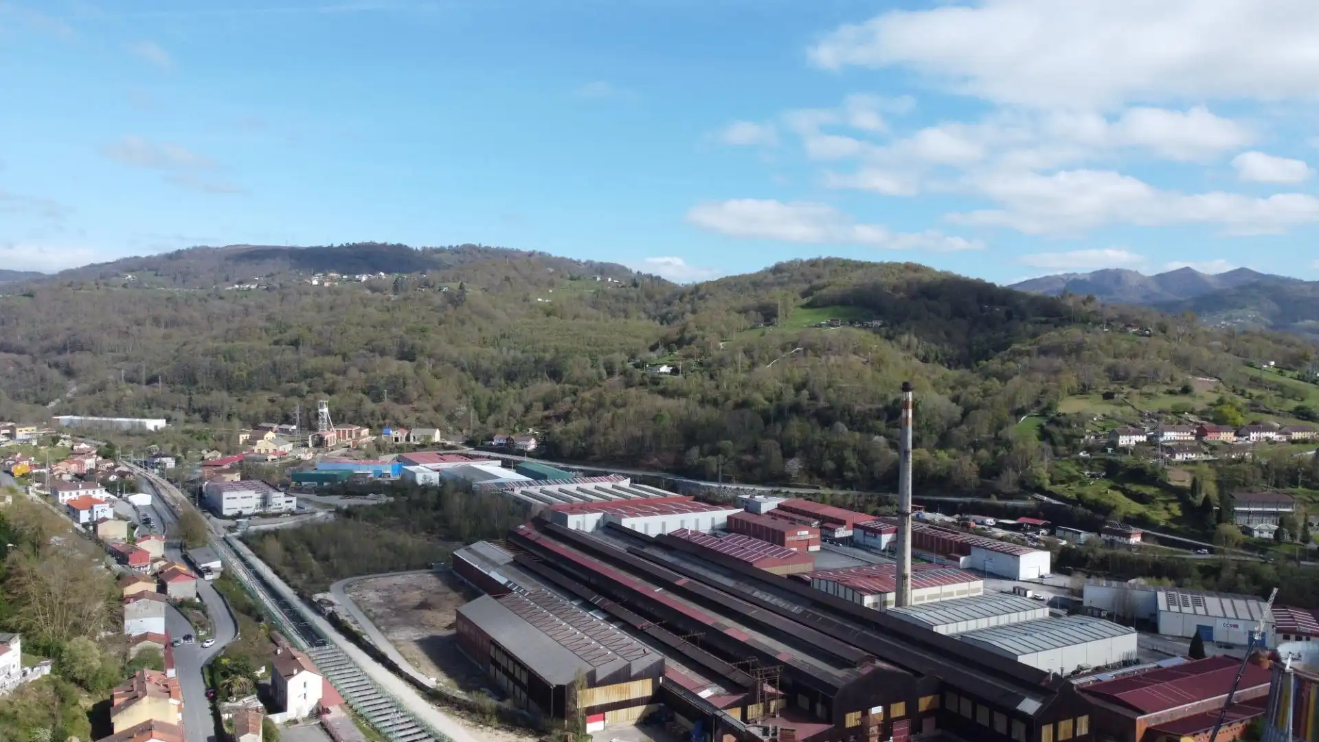 Vista exterior de Apartamento en venta en Langreo con Calefacción