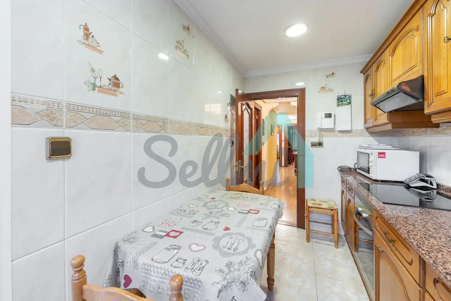 Cocina de Piso en venta en Oviedo  con Calefacción, Parquet y Terraza