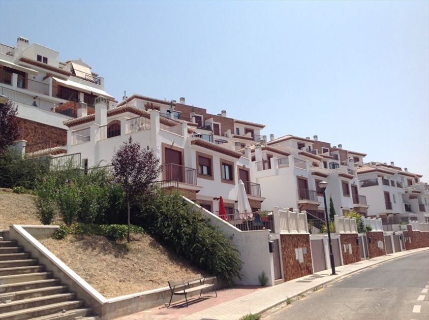 Exterior view of Flat for sale in  Granada Capital
