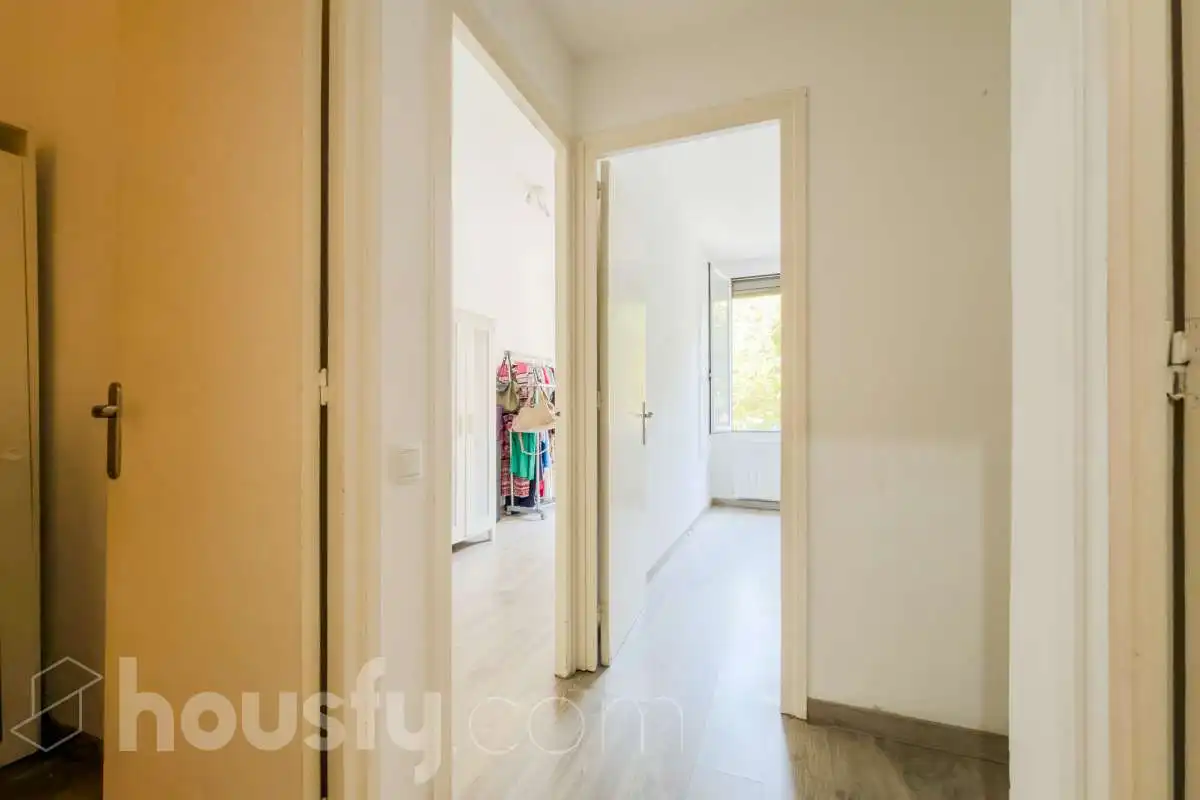 Flat for sale in Barcelona  with Heating, Terrace and Furnished