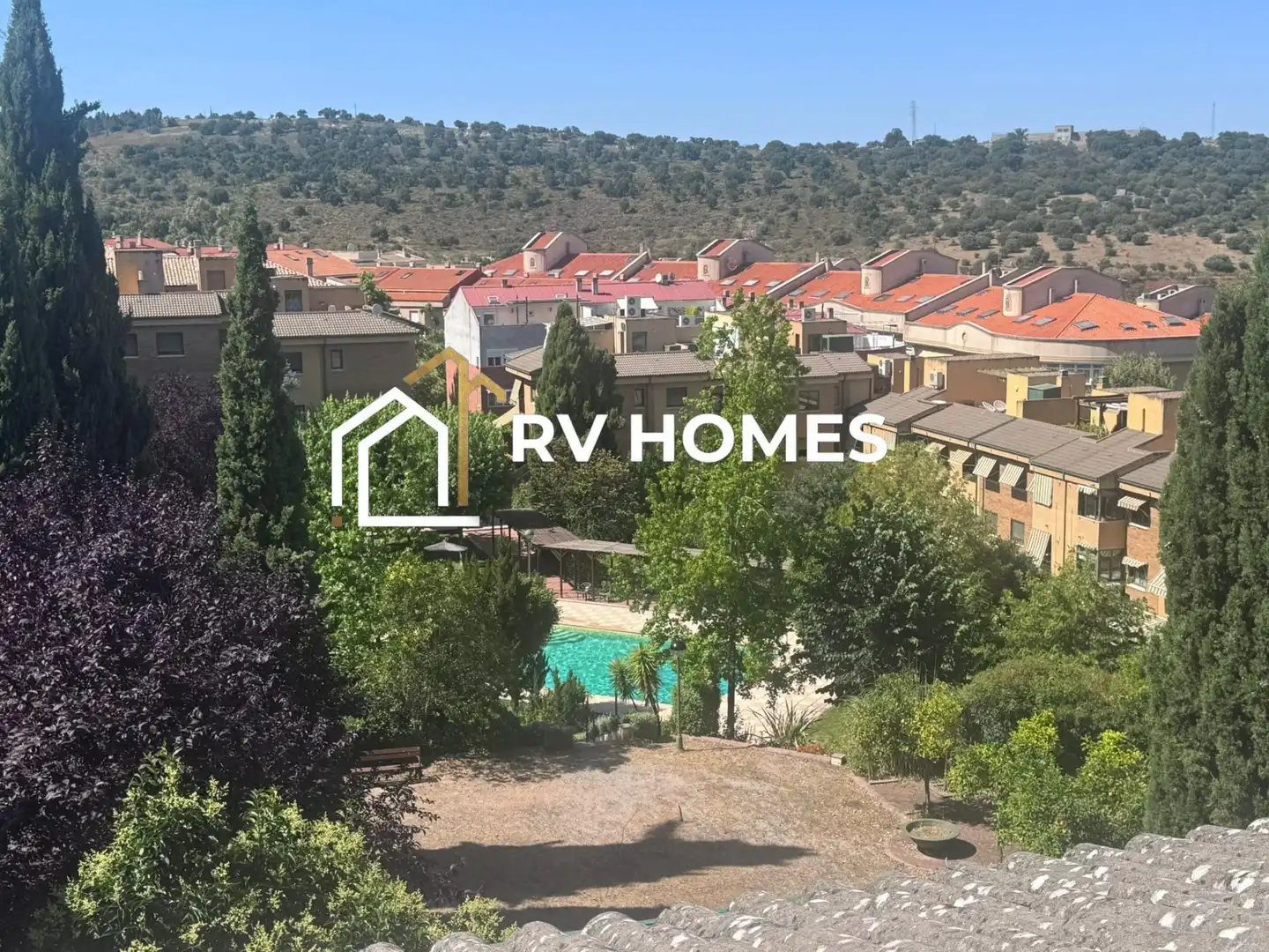 Vista exterior de Piso de alquiler en Cáceres con Aire acondicionado, Calefacción y Jardín privado
