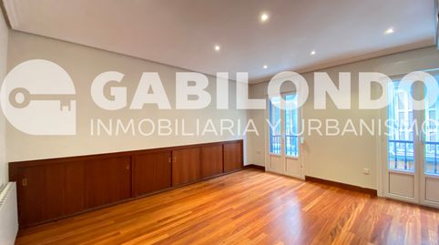Foto 5 de Piso en venta en Elgoibar, Gipuzkoa