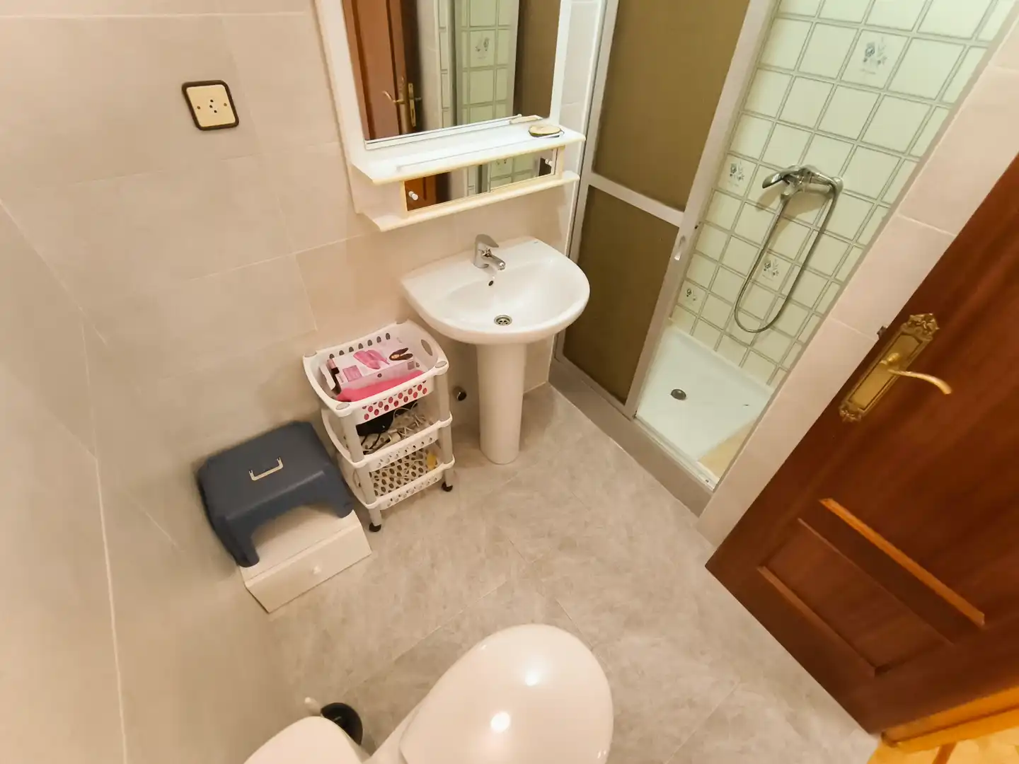 Baño de Piso de alquiler en Palencia con Calefacción, Parquet y Terraza