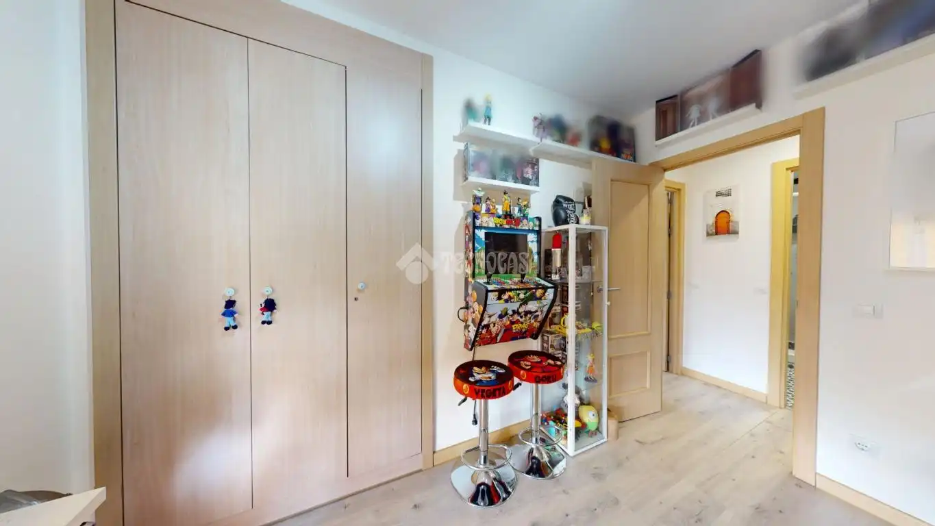 Piso en venta en Azuqueca de Henares con Aire acondicionado, Calefacción y Parquet