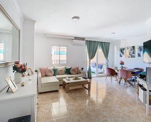 Sala d'estar de Àtic en venda en Mijas amb Aire condicionat i Terrassa